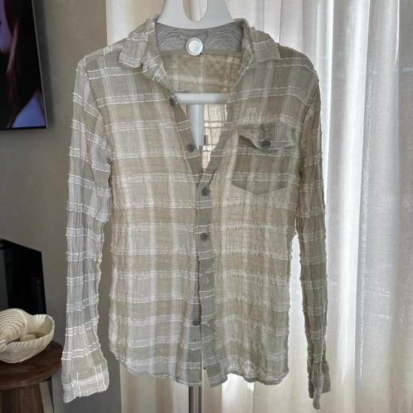 Cotton Button Up Shirt Size Small - Picture 1 of 4